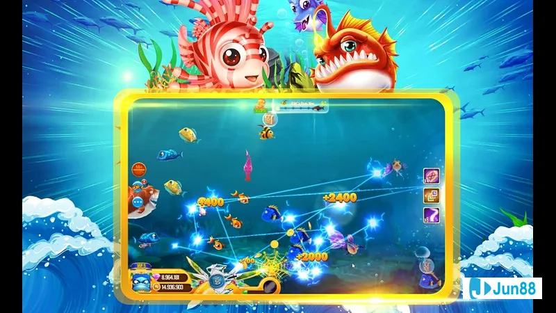 Hai cô gái trẻ cười vui vẻ trong